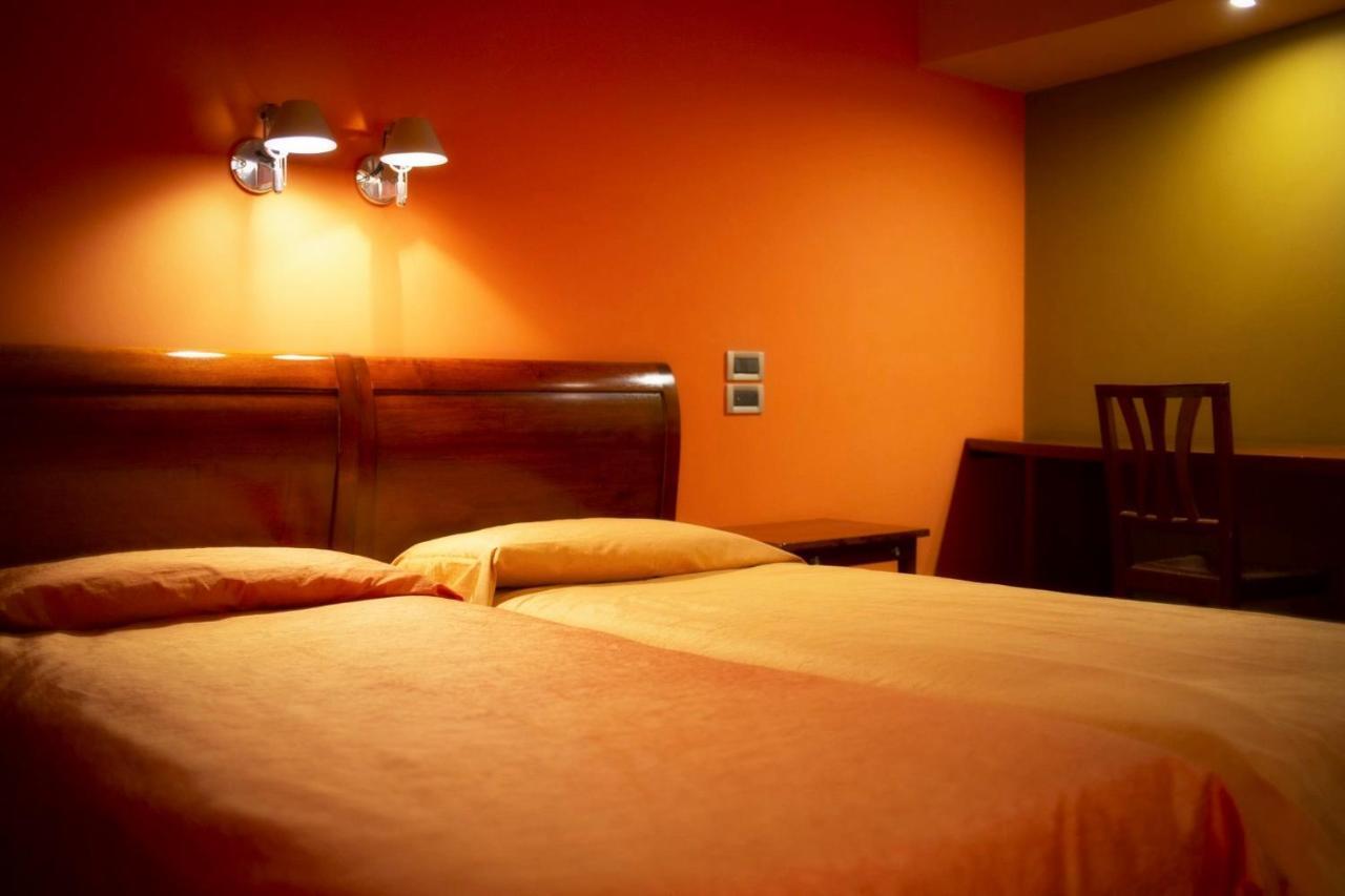 Hotel Due Platani Cornedo Vicentino ภายนอก รูปภาพ