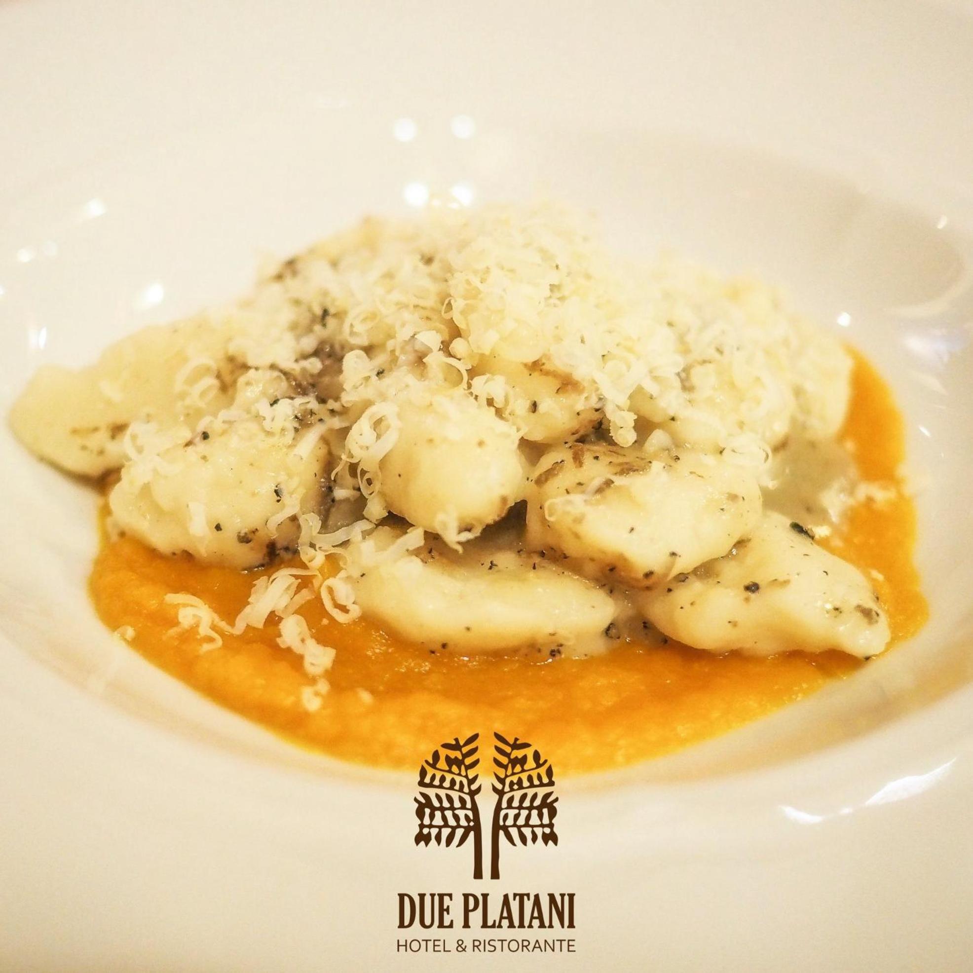 Hotel Due Platani Cornedo Vicentino ภายนอก รูปภาพ
