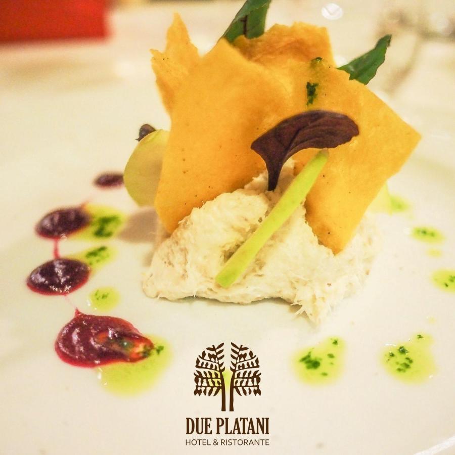 Hotel Due Platani Cornedo Vicentino ภายนอก รูปภาพ